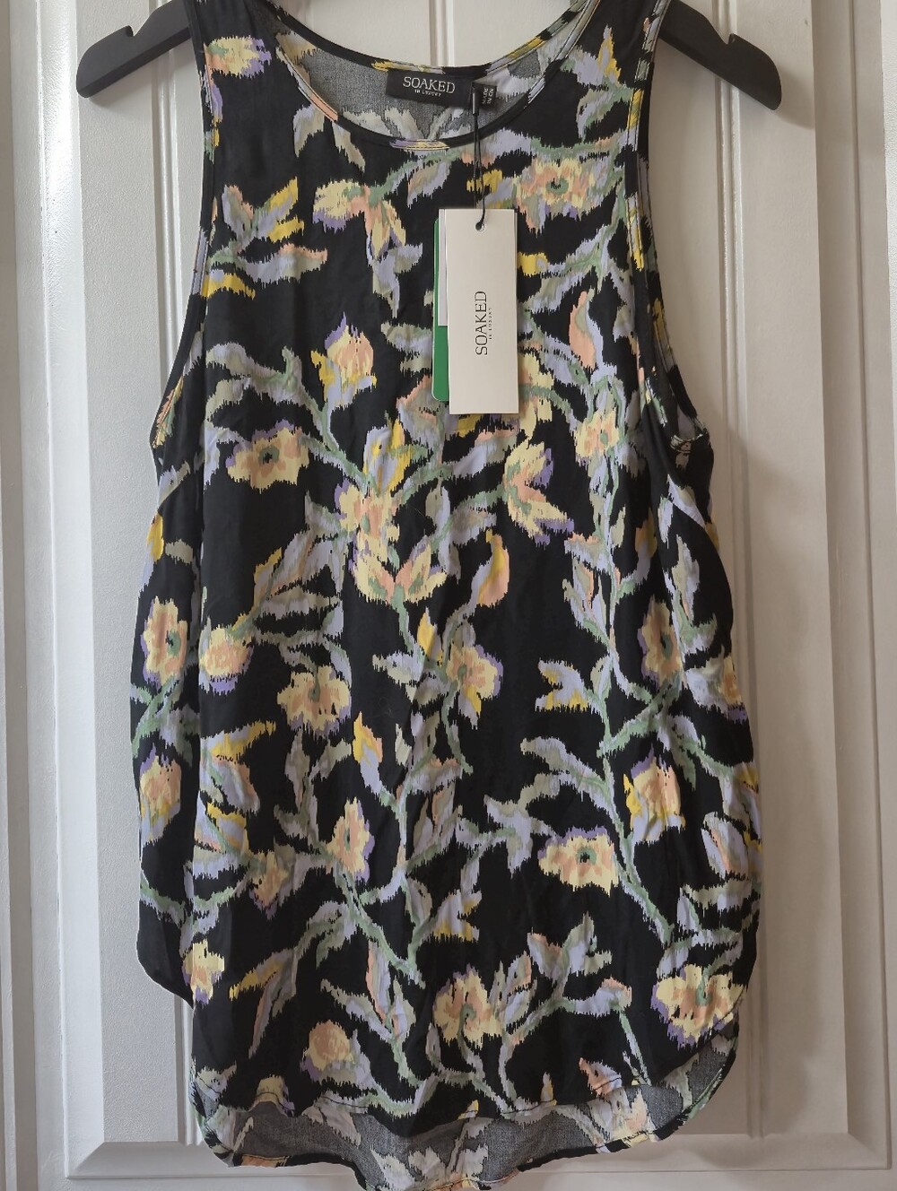 Womens Floral Soaked In Luxury Tank Top Size XS New With Tags